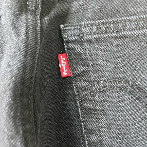 Levi's Women's Ribcage Bootcut Jeans in Black Size 28 - Picture 8 of 8